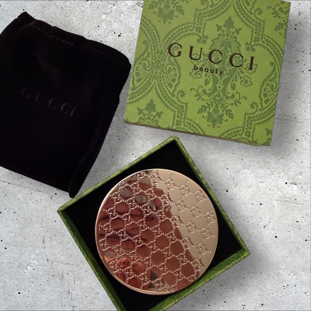 Gucci Beauty Compact Mirror - Picture 6 of 12